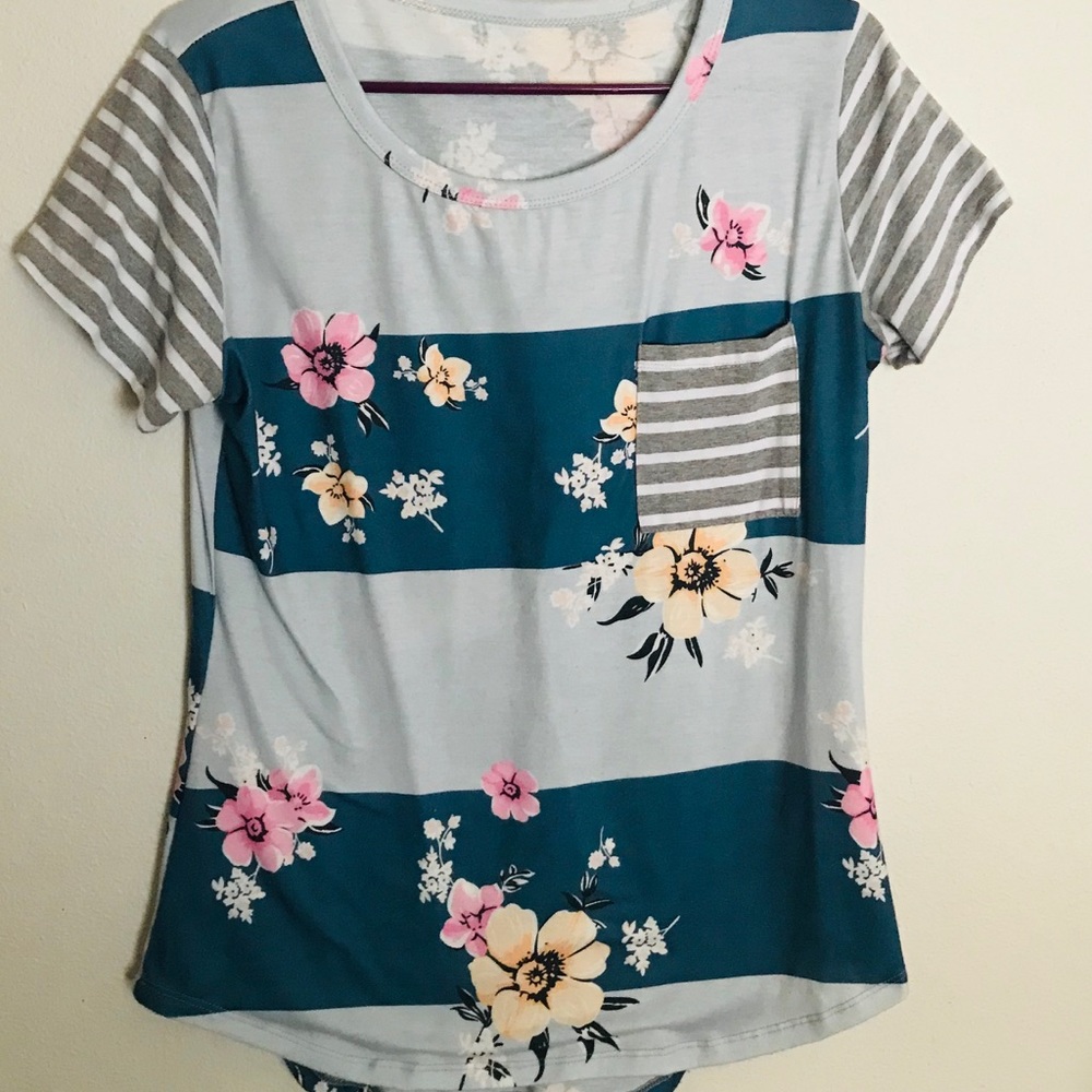 Floral top